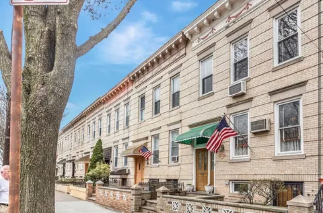 Building Photo - 6408 Palmetto St