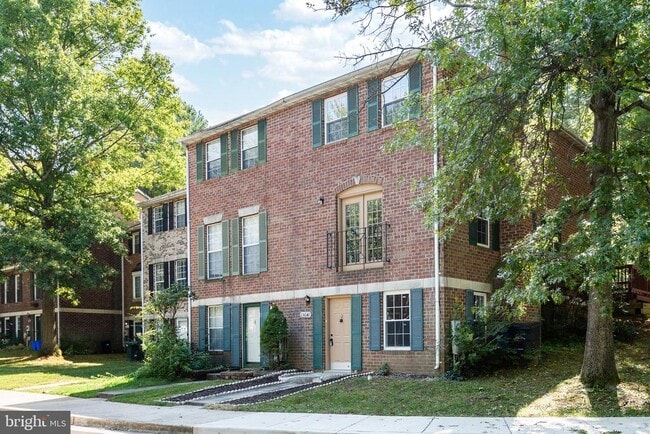 Building Photo - 13640 Deerwater Dr