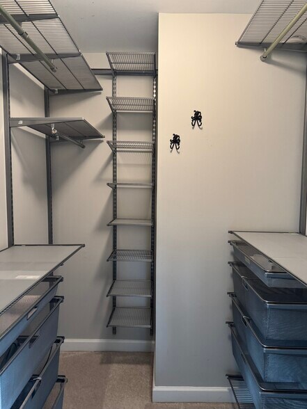 Building Photo - 46530 Lynnhaven Sq