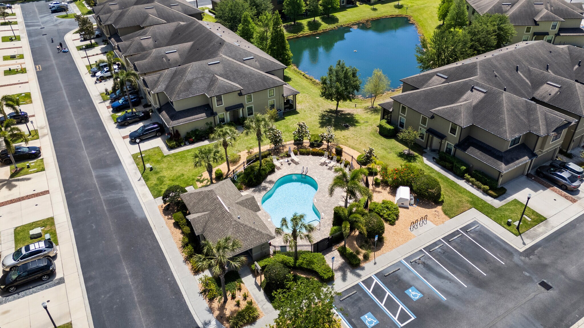 Building Photo - 5129 Bay Isle Cir