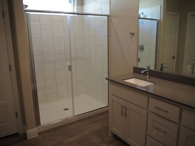 Building Photo - 2505 Starling St