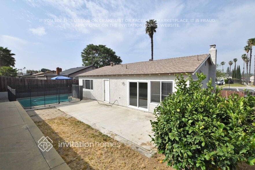 Building Photo - 2895 Myers St