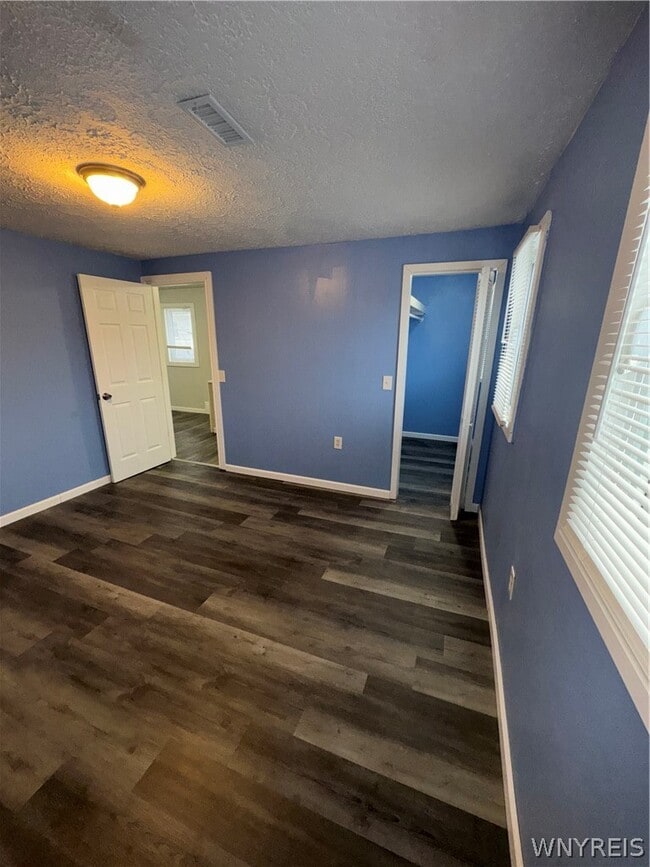 Building Photo - 1312 Ontario Ave