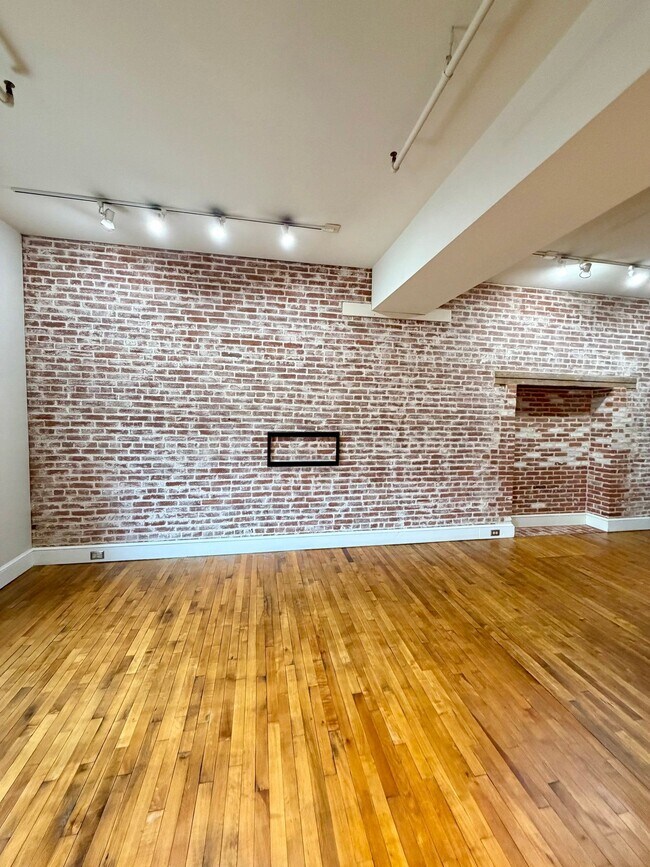 Building Photo - 231 N Shippen St