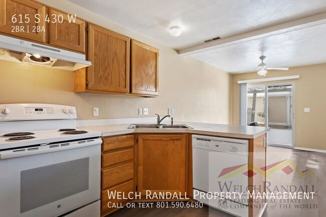 Building Photo - 615 430 W