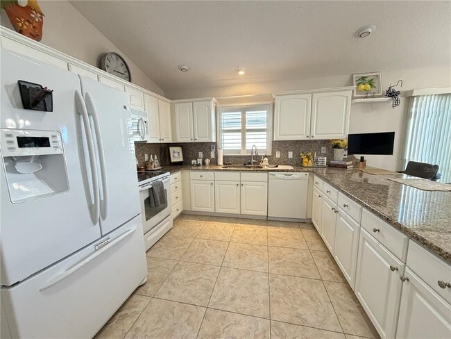 Building Photo - 1963 Ladyfish Ave