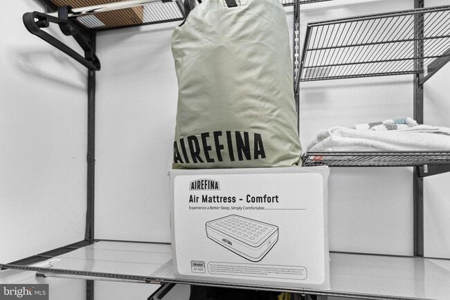 Building Photo - 4600 Duke St