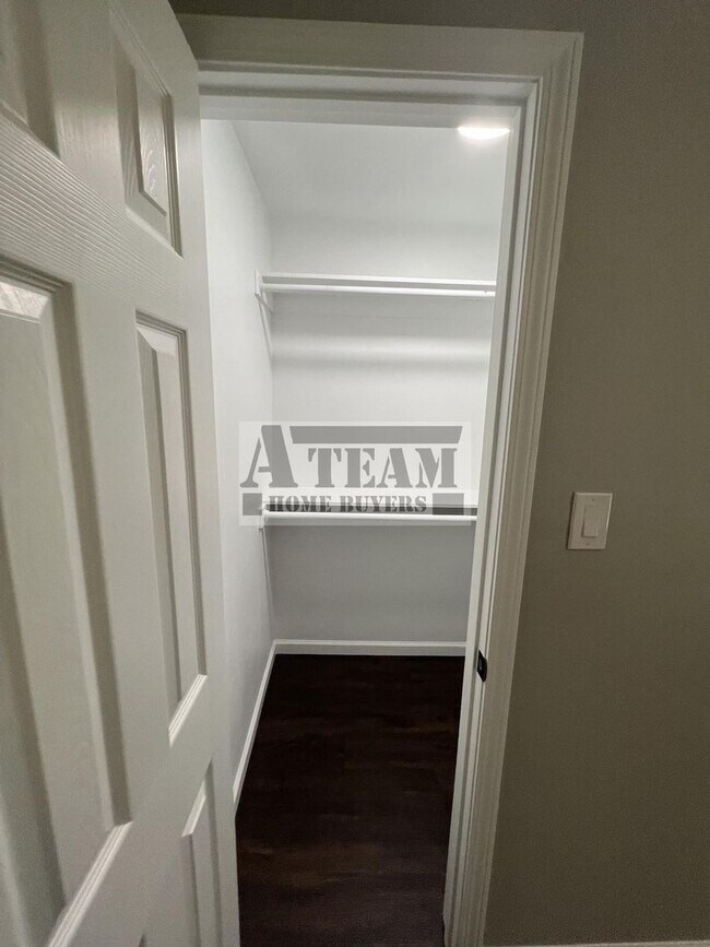 Building Photo - Remodeled 2 Bed 1 Bath in Mabank