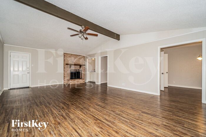 Building Photo - 1625 San Antone Ln