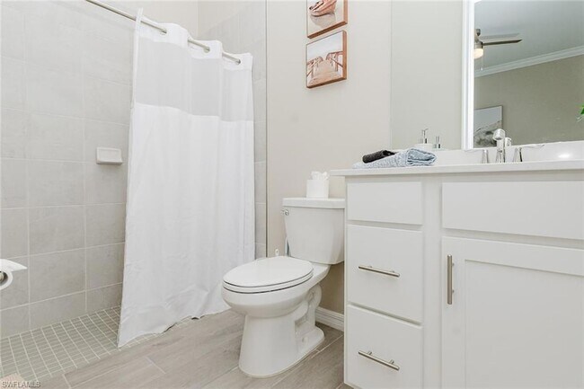 Building Photo - 5856 Sunningdale St
