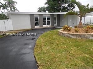 Building Photo - 6540 W 11th Ln