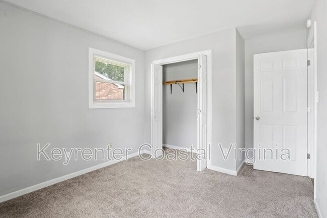Building Photo - 168 Ruston Dr