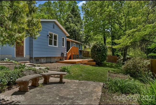 Building Photo - 50 Booker St