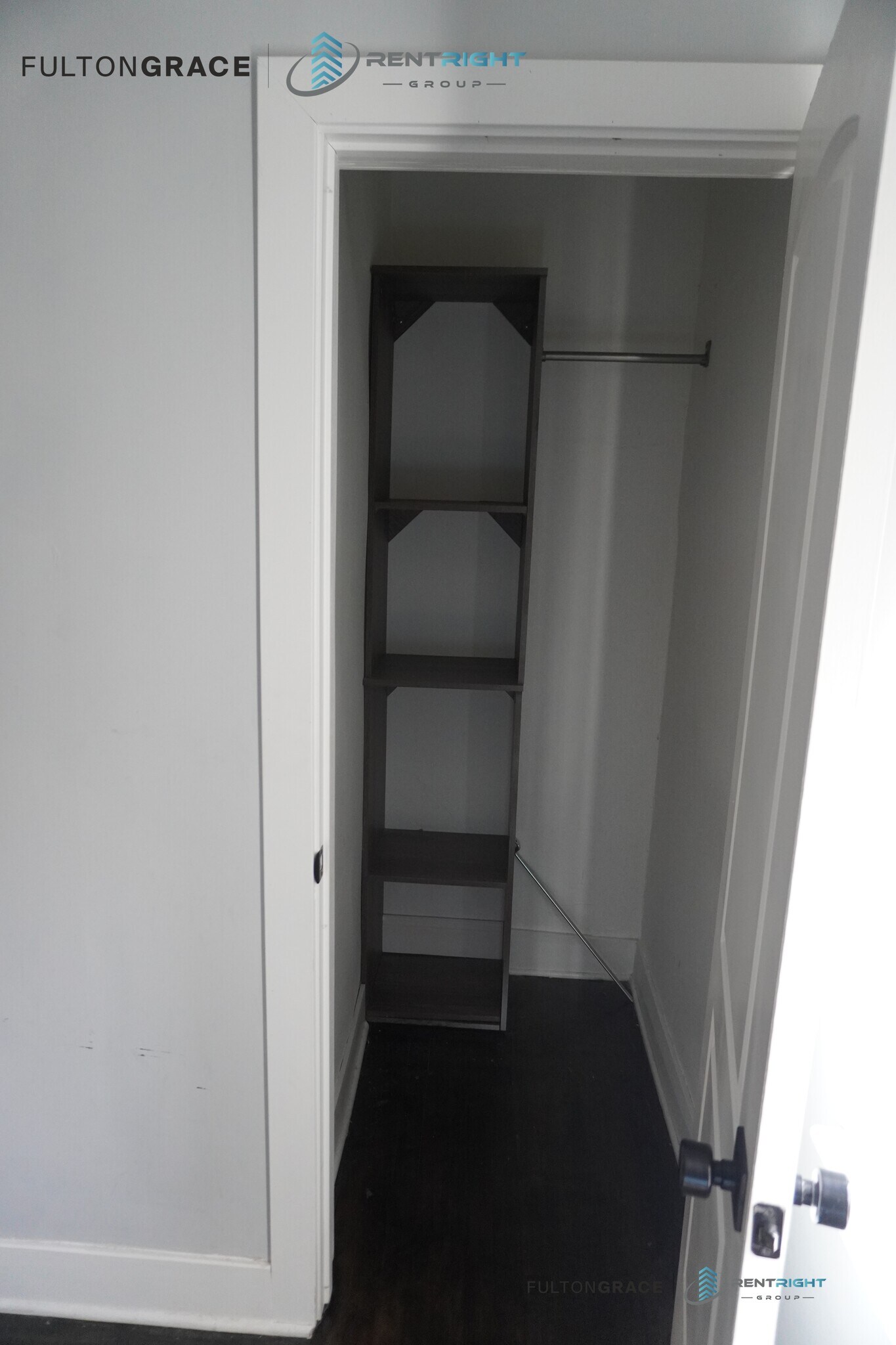 Building Photo - 3420 N Seminary Ave