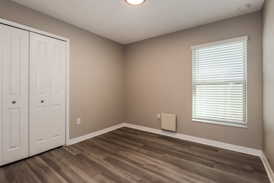 Building Photo - 7240 Salt River Ave