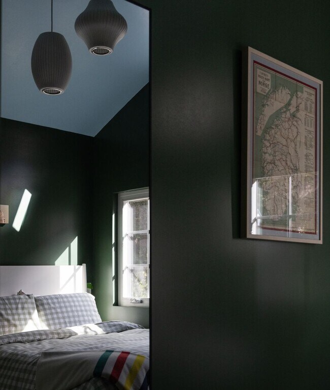 Building Photo - Ojai Mountain Hideaway!