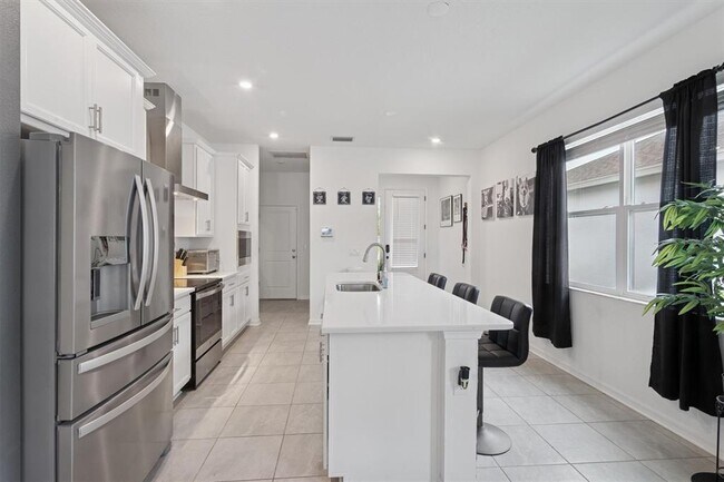 Building Photo - 4352 Reisswood Lp