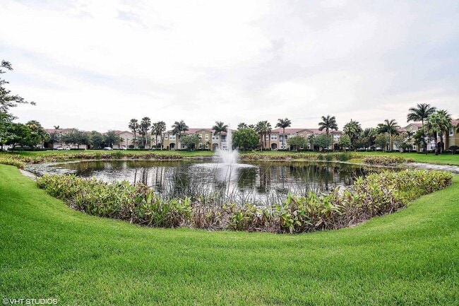 Building Photo - 4986 Bonsai Cir