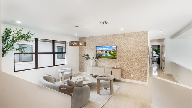 Building Photo - 17400 Rosella Rd