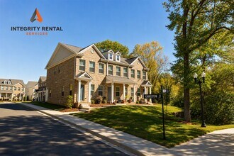 Building Photo - 451 Kinnerton Pl