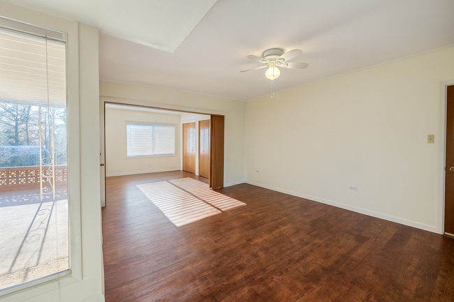 Building Photo - 211 N Campbell St