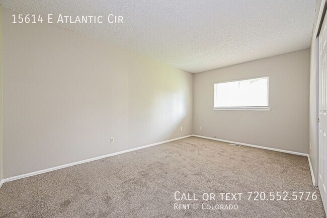 Building Photo - 15614 E Atlantic Cir