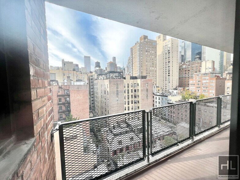 Building Photo - EAST 35 STREET