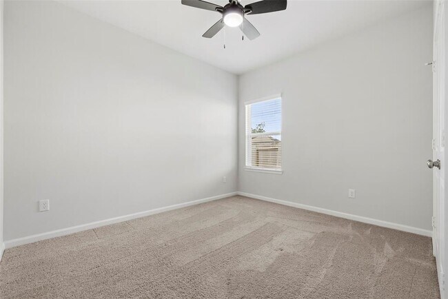 Building Photo - 5815 Jade Crest Ct
