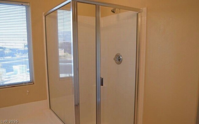 Building Photo - 2316 Silver Silo Ct