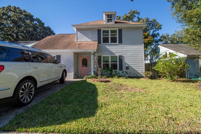 Building Photo - 1711 Orange Grove Shores Dr