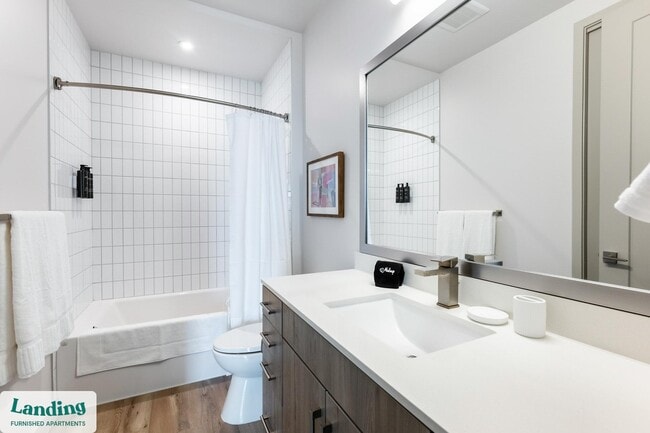 Building Photo - 151 S State St