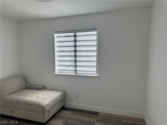 Building Photo - 601 Cabrillo Cir