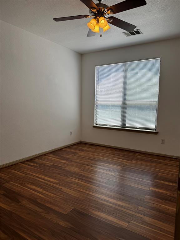 Building Photo - 8901 Parkfield Dr