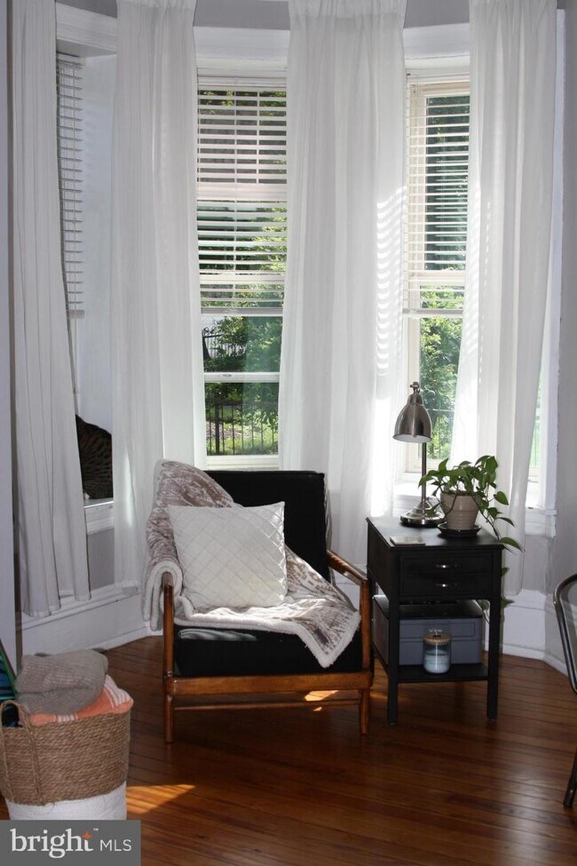 Building Photo - 416 Highland Ave