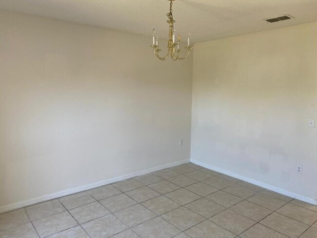 Building Photo - 217 Chadworth Dr