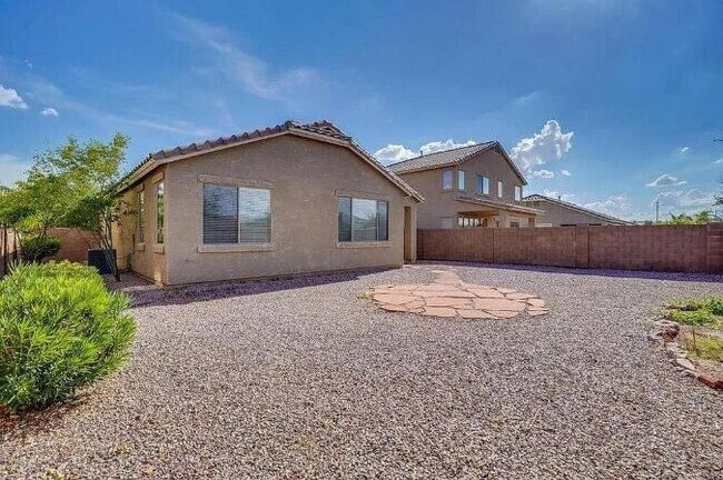 Building Photo - 3470 E Riopelle Ave