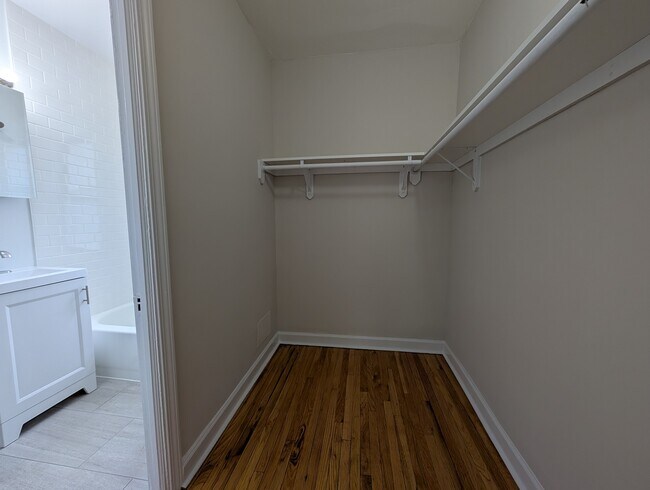 Building Photo - 2700 N Spaulding Ave