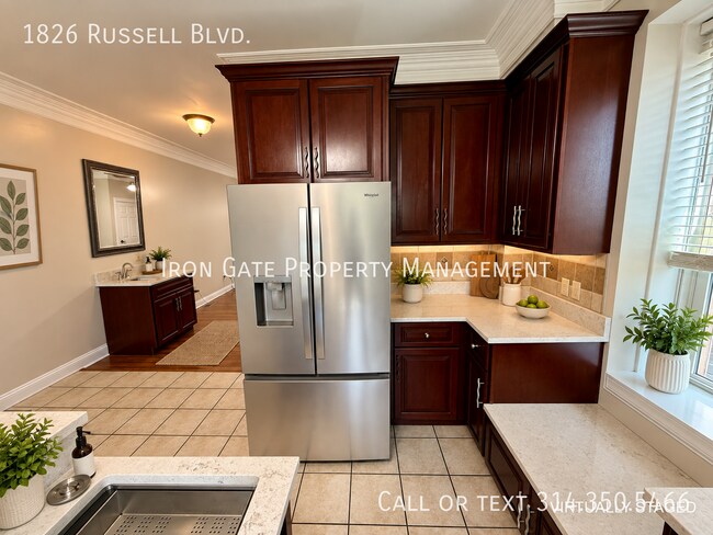 Building Photo - 1826 Russell Blvd