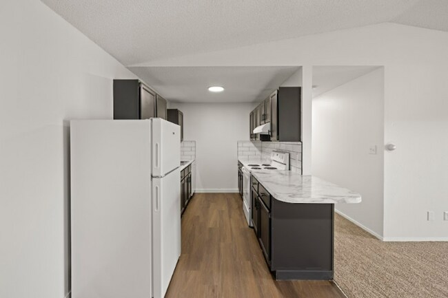 Building Photo - Ivy l | Elevated 3 Bedroom