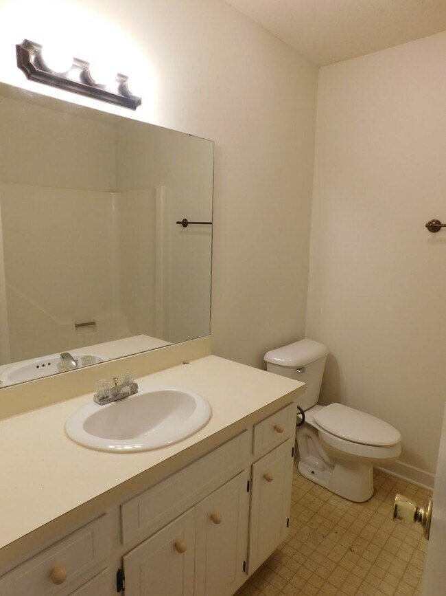 Building Photo - 30 Ohara Drive - Town of River Bend