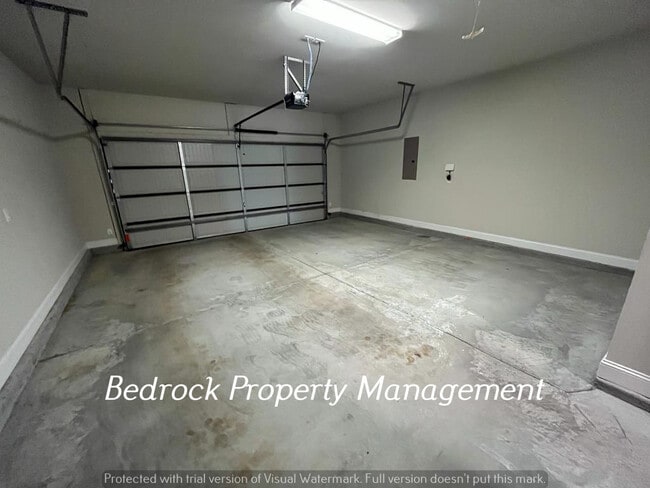 Building Photo - 110 Rita Ann Wy