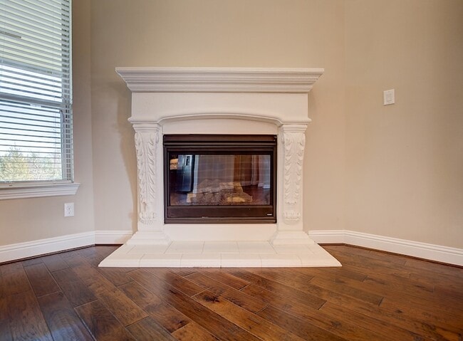 Building Photo - 9006 Forest Park Ct