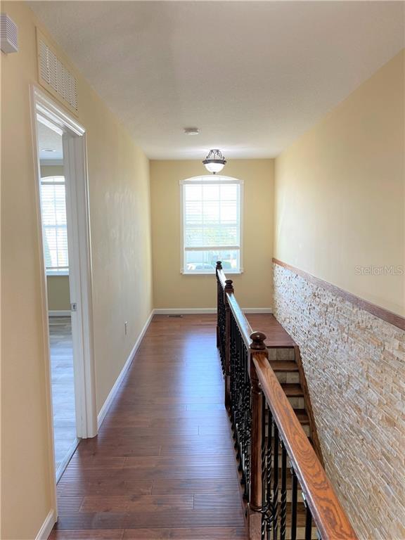 Building Photo - 3765 Woodbury Hill Loop