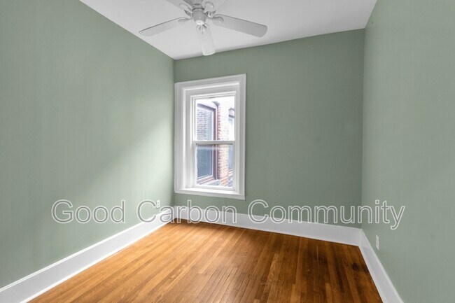 Building Photo - 718 Ashland Ave