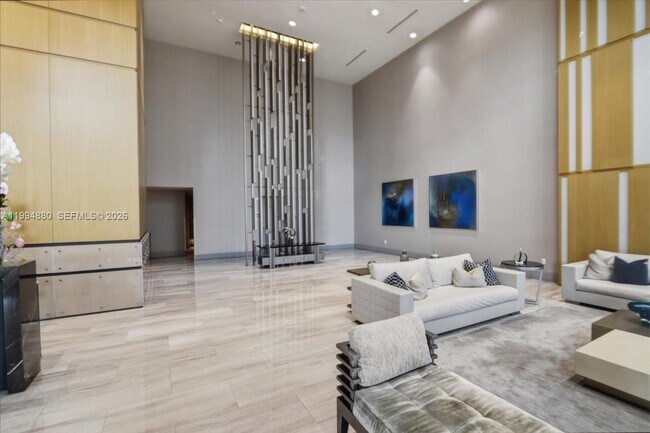 Building Photo - 5300 Paseo Blvd