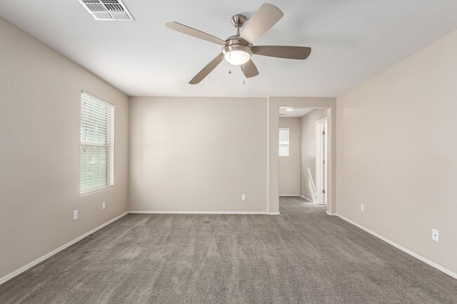 Building Photo - 16355 W Latham St