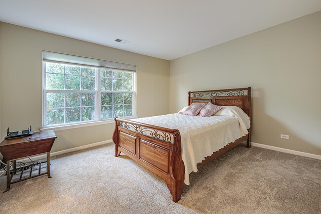 Building Photo - 1999 Trevino Terrace