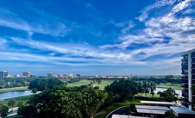 Building Photo - 2425 Presidential Way