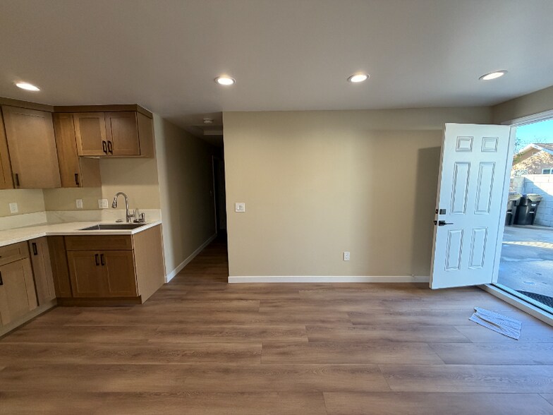 Building Photo - 7739 1/2 Jayseel St