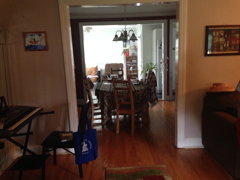 Building Photo - 3813 Ormond Rd